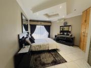 7 Bedroom House in Florentia