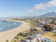 7 Bedroom House in Gordons Bay Central