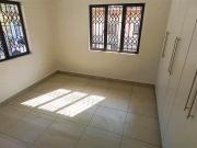 7 Bedroom House in Hillary