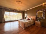 7 Bedroom House in Libradene