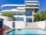 7 Bedroom House in Llandudno