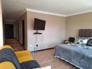 7 Bedroom House in Reyno Ridge