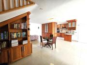 6 Bedroom House in Sterrewag