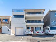 7 Bedroom House in Walmer Estate