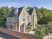 7 Bedroom House Reading Berkshire 95489569