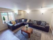 7 bedroom house share to rent