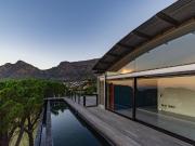 7 Bedroom House To Let in Tamboerskloof