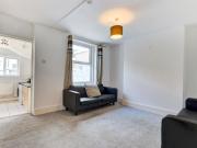 7 bedroom house to rent