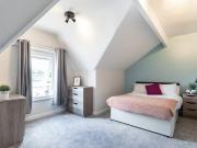 7 bedroom house to rent