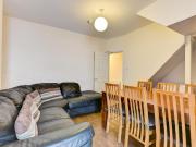 7 bedroom house to rent