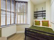 7 bedroom house to rent