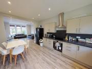 7 bedroom house to rent