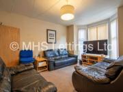 7 Bedroom Mid Terraced House for rent in Hessle Place,... 7 Bedroom Mid Terraced House for rent in Hessle Place,...