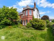 7 Bedroom Semi Detached House