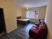 7 bedroom semi detached house for rent in Egerton Road,...