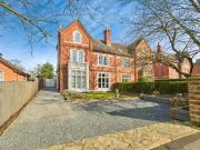7 bedroom semi detached house for sale