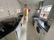 7 Bedroom Semi Detached House to Rent