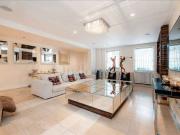 7 Bedroom Terraced House