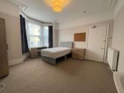 7 Bedroom Terraced House