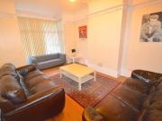 7 bedroom terraced house for rent in Brudenell Mount,...