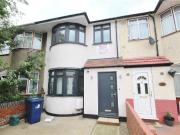 7 bedroom terraced house for rent in Uxbridge Road,...