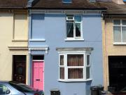 7 bedroom terraced house for sale