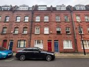 7 bedroom terraced house for sale