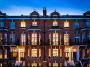 7 bedroom terraced house for sale in Albert Bridge Road...