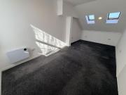 7 bedroom terraced house to rent