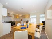 7 bedroom terraced house to rent