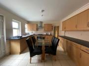 7 bedroom terraced house to rent