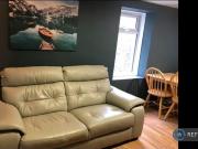 7 bedroom terraced house to rent