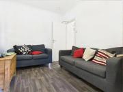 7 bedroom terraced house to rent