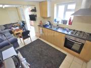 7 bedroom terraced house to rent