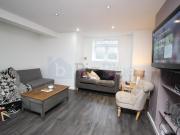 7 bedroom terraced house to rent