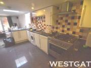 7 Bedrooms Terraced house for rent in Carnarvon Road,...