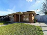 7 Crystal Gardens, Cranbourne West, VIC 3977