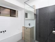 7 Kalmia Court, Elanora QLD 4221