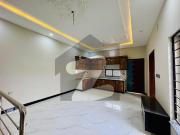 7 marla banglow near model town shalimar colony street...