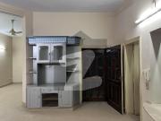 7 Marla Beautiful Used House With Gas Satiana Road