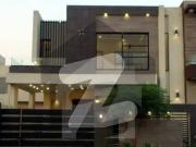 7 Marla Designer House Available For Sale