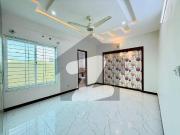 7 marla house near masjid & commercial