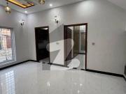 7 marla upper portion available for rent in nasheman e...