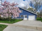 7 Normandy Drive, Guelph St. George'S, ON, N1E 2P2...