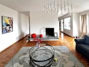 SELTENE, GROSSE STILLE EINGERICHTET ZUM UNTERMIETEN