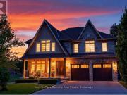 7 Trimingham Court, Richmond Hill, ON, L4C 6W9 house for...