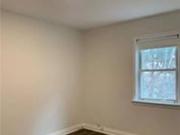 7 Valerie Road MAIN FLOOR Toronto ON M1P 1G1 2 Bedroom...