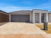 7 Wattlefield Street, Munno Para, SA 5115