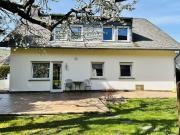 7 Zimmer 239 m² 595.000 € Kaufpreis Häuser in Koblenz / Lay