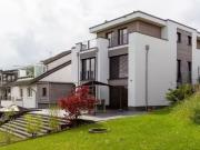 7 Zimmer 239 m² 945.000 € Kaufpreis Häuser in Burscheid